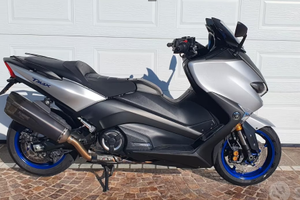 Yamaha T Max 530 - 2018 sport edition AKRAPOVIC