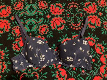 Reggiseno tg 5 b marca ovs