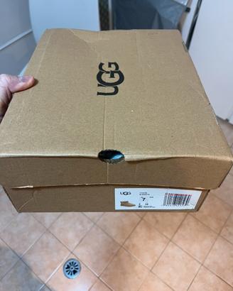 Scarpe Donna UGG DAKOTA 1116109