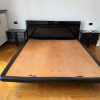 Letto vintage con comodini a Luna