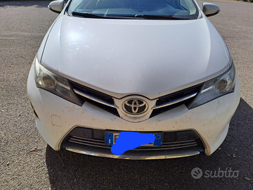 Toyota Auris 2.0