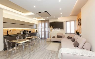 TRILOCALE AUTONOMO FINEMENTE RISTRUTTURATO