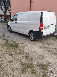 Privato vende
