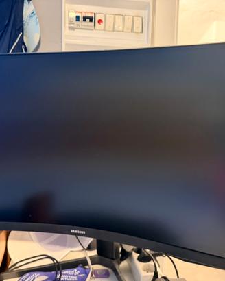Samsung Odyssey G7 27" Curvo (C27G73)