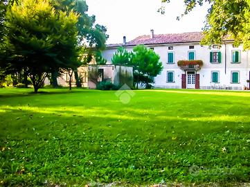 CASA SEMINDIPENDENTE A COLORNO