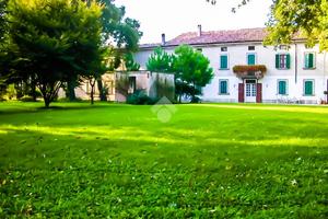 CASA SEMINDIPENDENTE A COLORNO