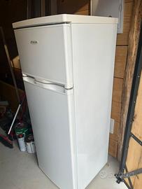 Frigo con congelatore