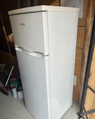Frigo con congelatore