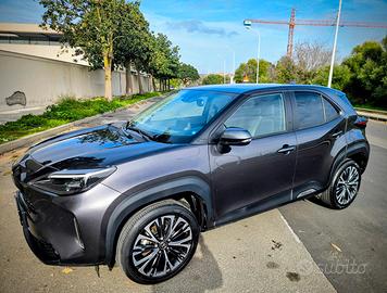 Toyota Yaris Cross Hybrid Lounge – Tetto Panoramic