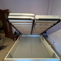 Letto a cassone bianco