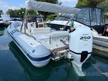 GOMMONE JOKER BOAT CLUBMAN 24