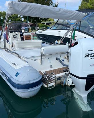GOMMONE JOKER BOAT CLUBMAN 24