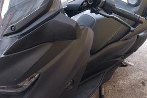 Yamaha xmax 300