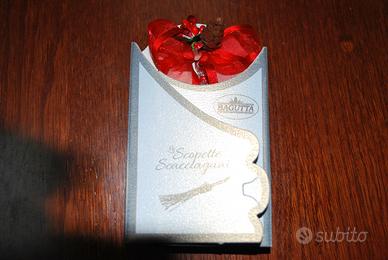 Scopetta Portafortuna In Resina Argentata Bagutta