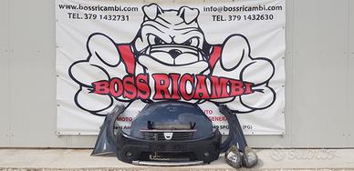 DACIA SANDERO STEPWAY MUSATA COFANO FARI PARAURTI