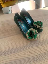 Décolleté verdi Irregular Choice con fiocco, 37