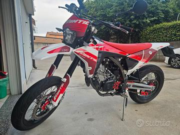 Moto Fantic 125 XMF 