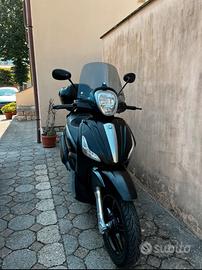 Beverly 350 sport touring