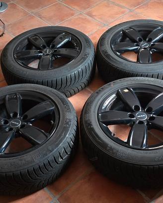 Cerchi in lega Neri R17 Attacco 5x112 