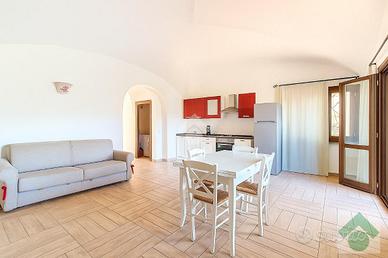 3 LOCALI A ARZACHENA