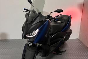 Yamaha X-Max 300