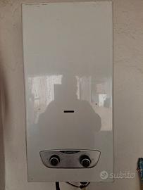 SCALDINO A GAS ARISTON 