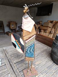 Statua guerriera africana