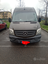 Furgone Mercedes -benz sprinter cambio manuale