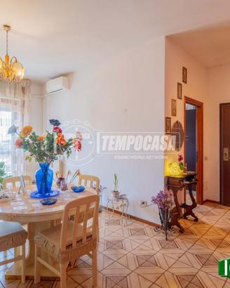 QUADRILOCALE PIANO ALTO CON BOX