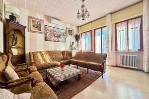 4 LOCALI A CASTELLEONE