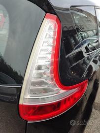 Fanale posteriore destro RENAULT SCENIC del 2009