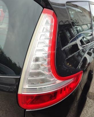 Fanale posteriore destro RENAULT SCENIC del 2009