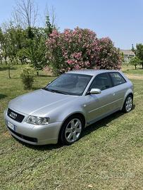 Audi S3 8L 225cv