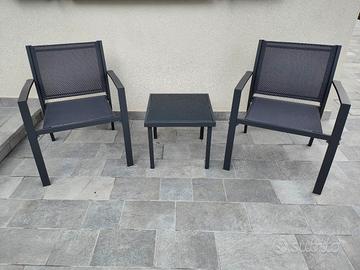 set tavolino e sedie da giardino / balcone 
