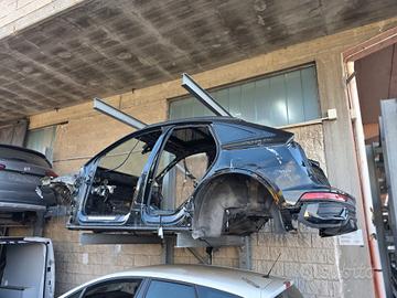 AUDI Q5 SPORTBACK RICAMBI DI CARROZZERIA