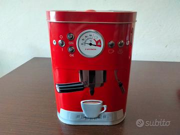 scatola vintage mai usata