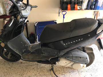 Aprilia Leonardo 250 - 2001