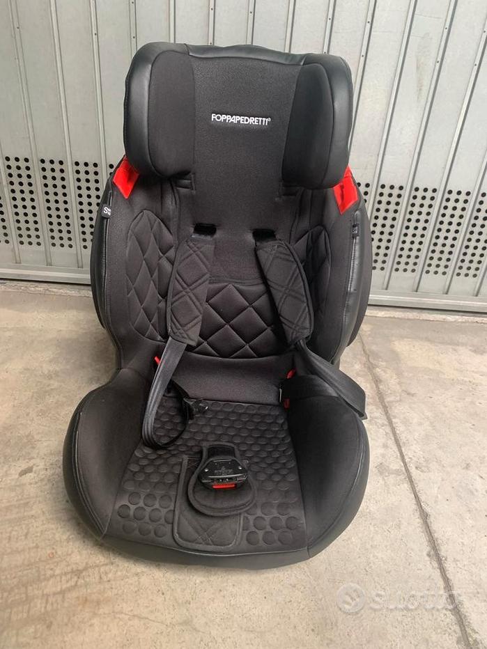 Seggiolini Auto 15-36 kg (Grigio e Rosso) - Accessori Auto In vendita a Bari