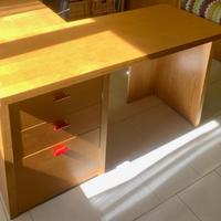 Scrivania ciliegio chiaro da mobiliere