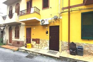 Villafranca, Indipendente su 2 livelli 3 vani 2wc