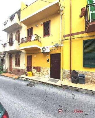 Villafranca, Indipendente su 2 livelli 3 vani 2wc