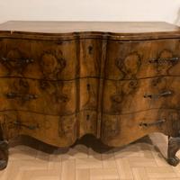 Cassettone antico