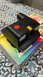 Polaroid go
