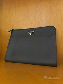 Borsa Prada Saffiano Clutch Blu Navy
