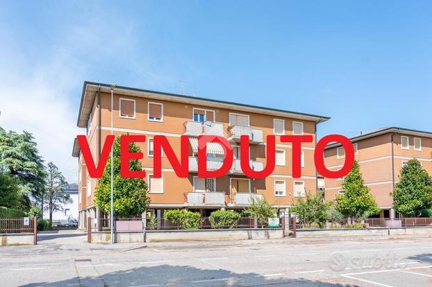 4 LOCALI A VILLAFRANCA DI VERONA