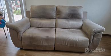 DIVANO MOTORIZZATO POLTRONE E SOFÀ
