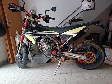 Fantic XMF 125 4t motard