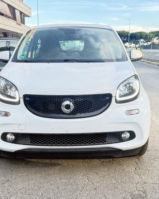 Smart ForFour 70 1.0 twinamic Passion LED PACK SPO