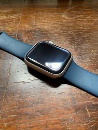 Apple Watch 9 - 45mm colore argento