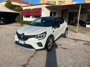 RENAULT CAPTUR 1.6 Plug-in 160cv Intens